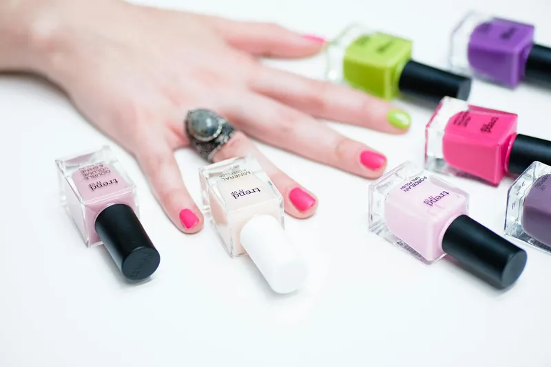 Vernis semi-permanent